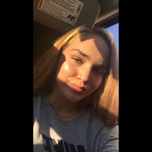 Meet your Posher, Paige